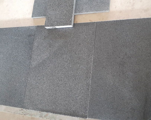 BlackGranite-g-big-13.jpg